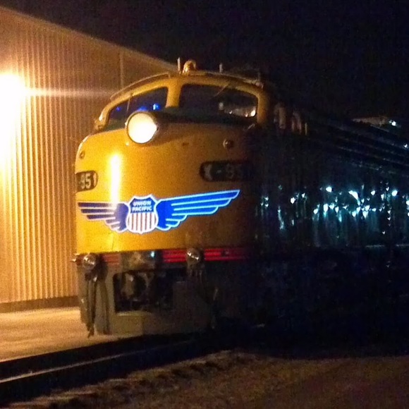 Meet your Posher, Brad - Picture 1 of 1